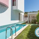 Marina De 8 Villa *