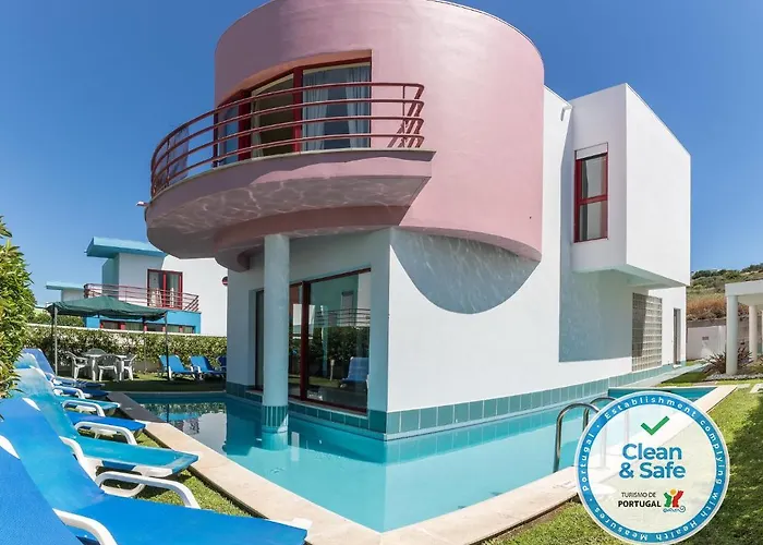 فيلة Marina De 8 *