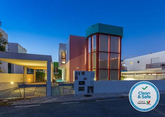 Marina De 8 * 阿尔布费拉